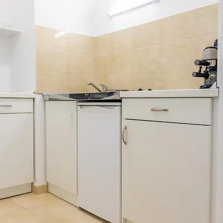 Wesselenyi Apartment Balatonalmadi