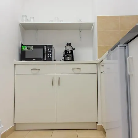 Wesselenyi Apartment Balatonalmadi